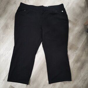 NWT Relax Active Zone Essentials Ladies Size 5X Black Looser Fit Pull On Pants